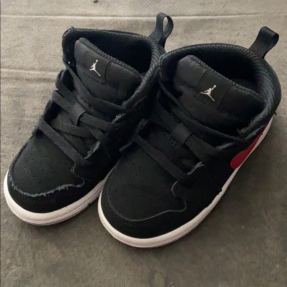 Jordan’s with Red and Blue - Picture 2 of 4